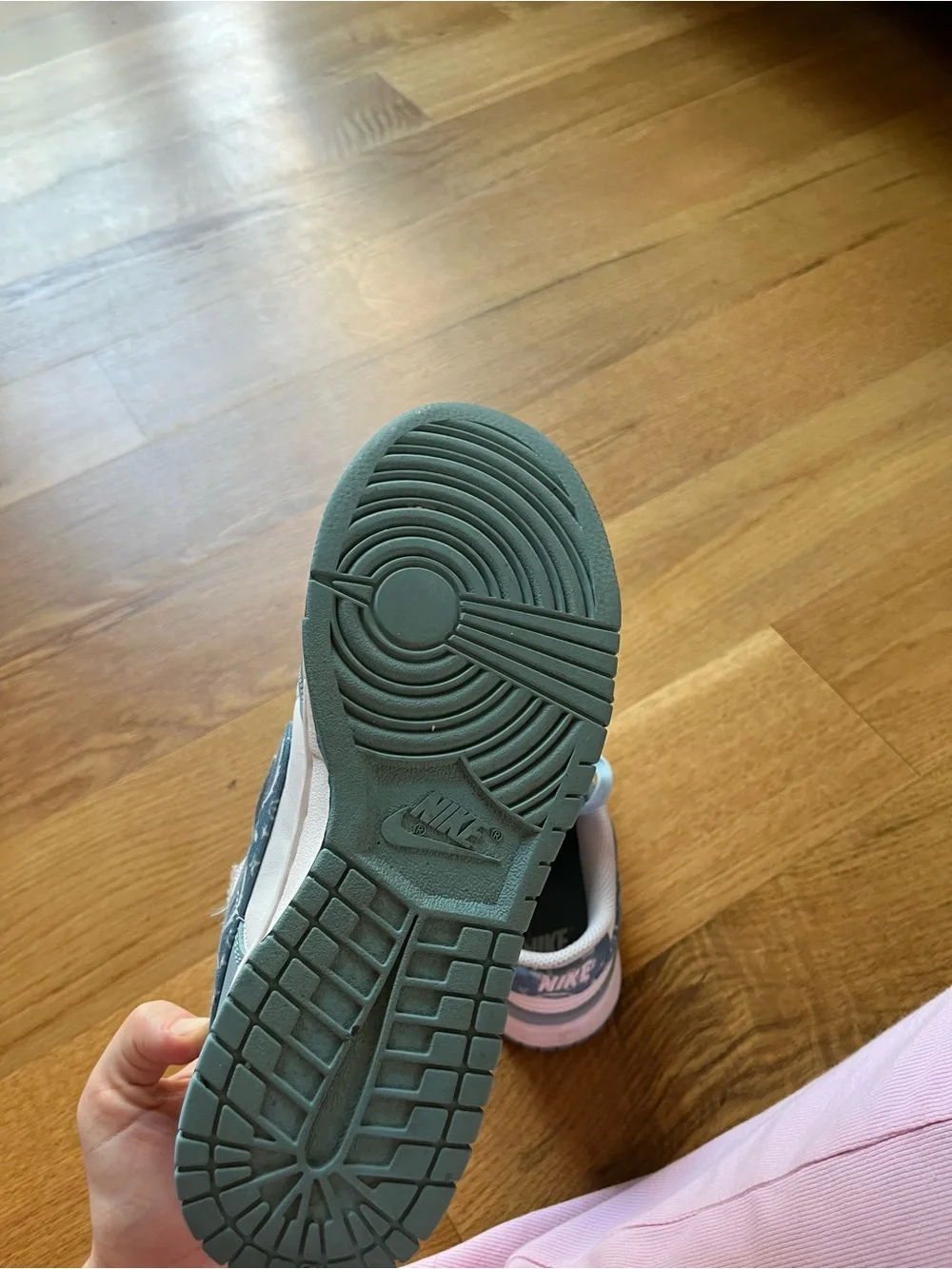 Nike Women’s Low-Top Sneakers in Gray and White with Paisley Swoosh